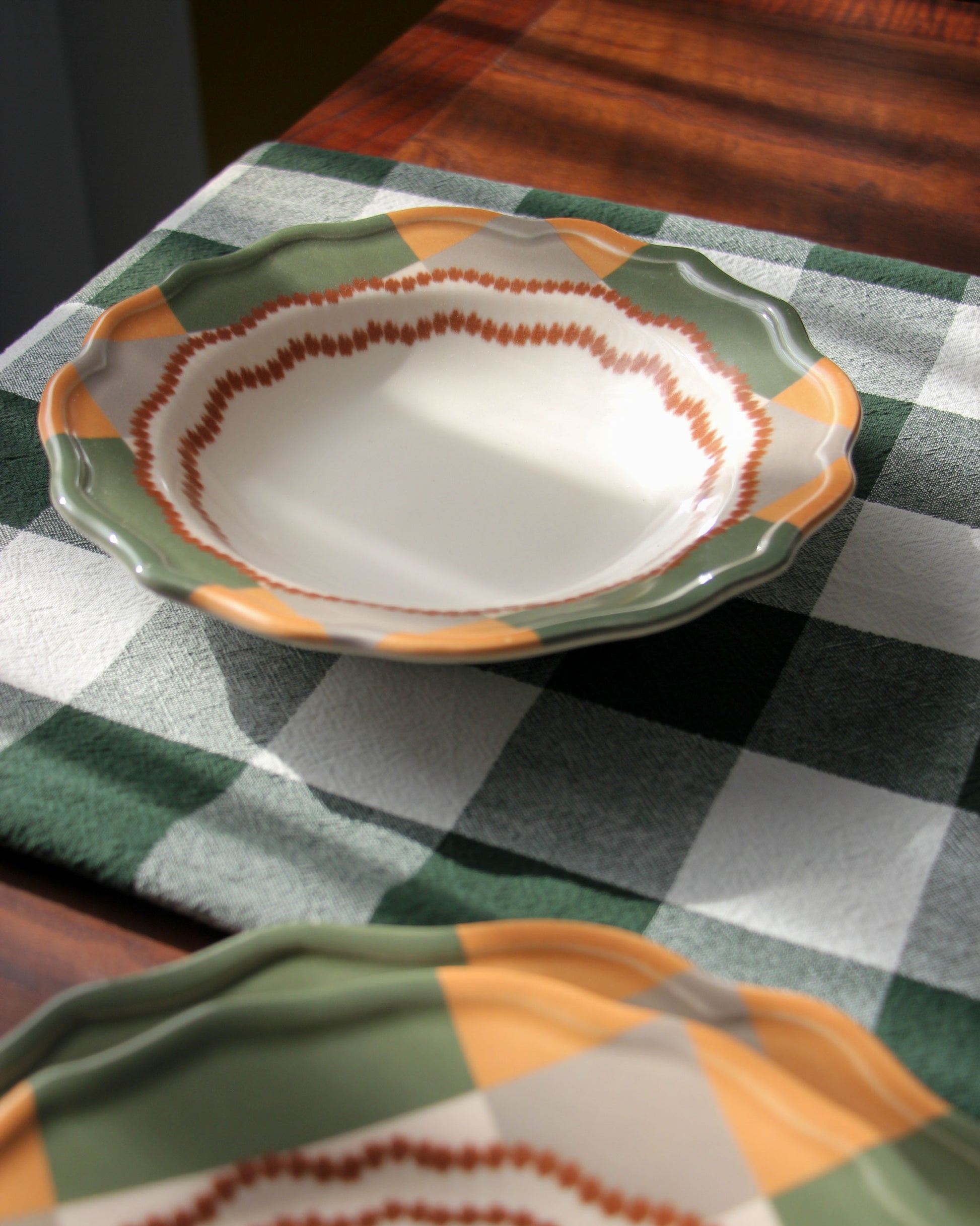 Portuguese Picnic Golega Pasta Plate green and brown