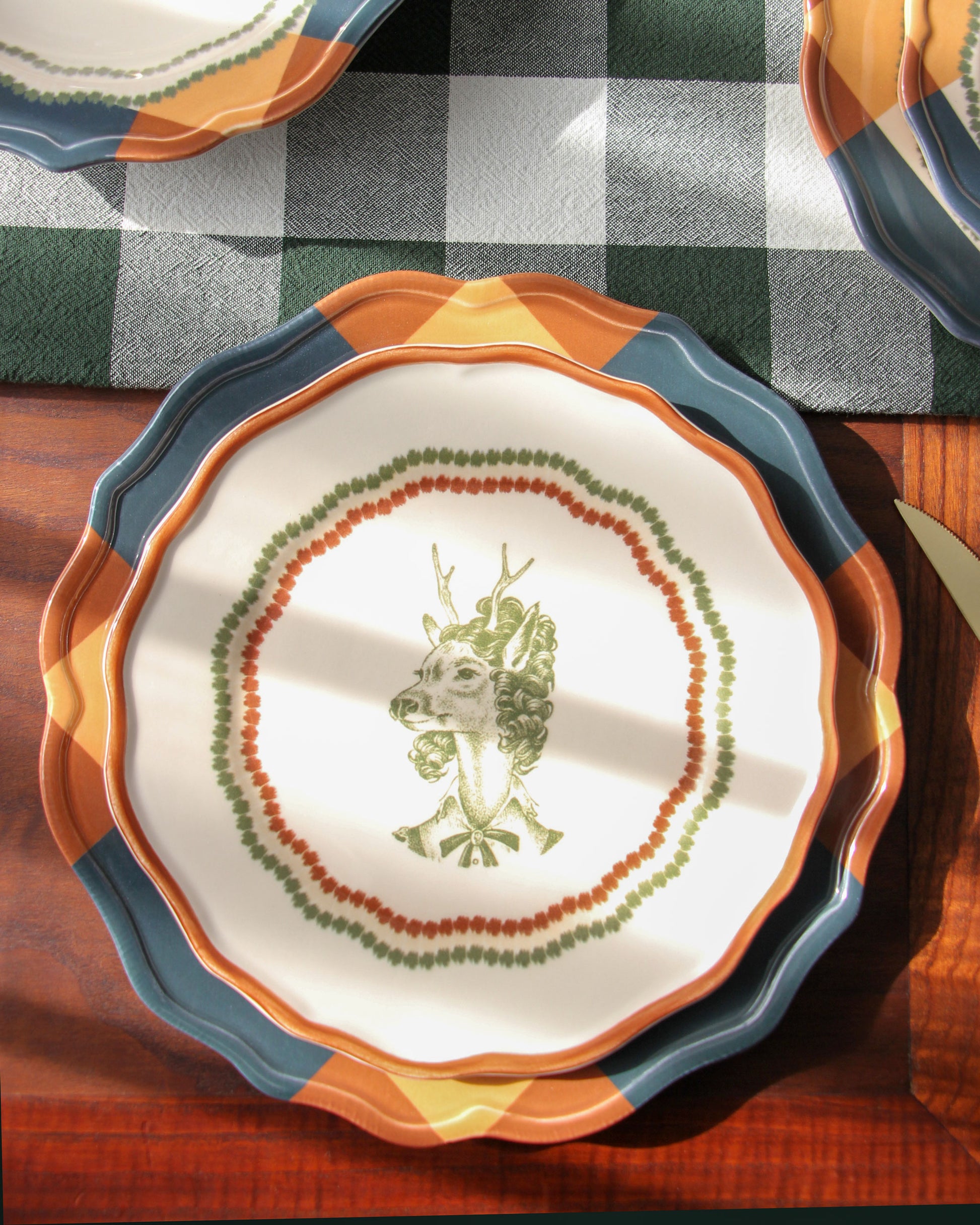Dessert Plate Miss Rosedeer and golega dinner plate
