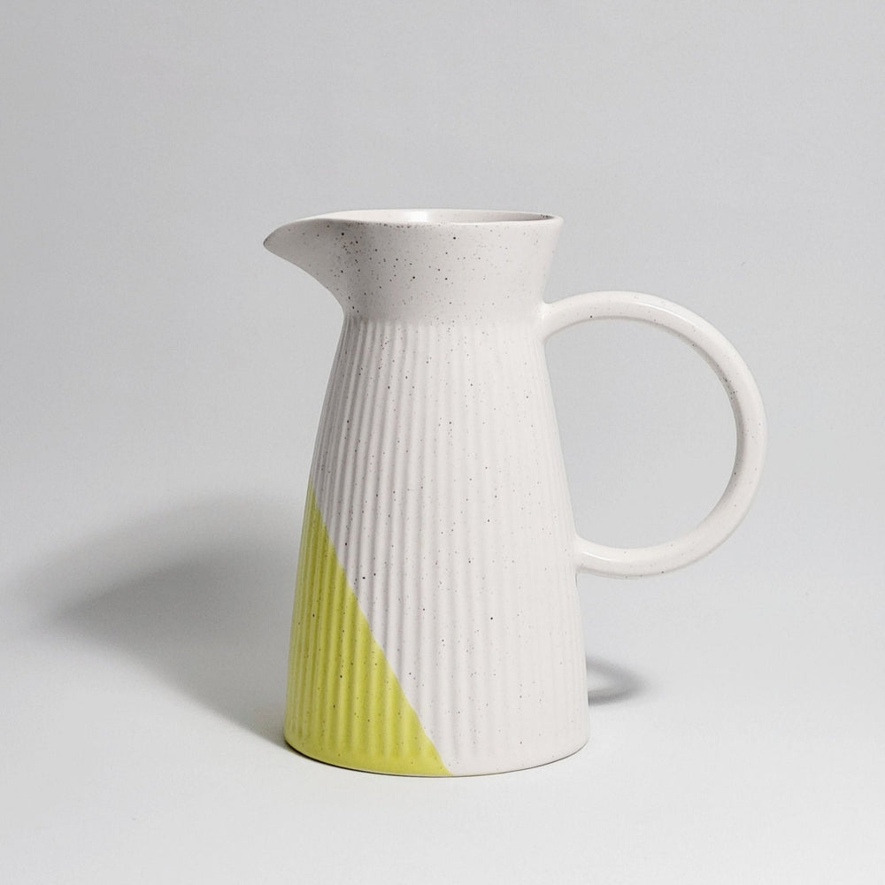 PITCHER_TALIA_LEMON_TOUCH