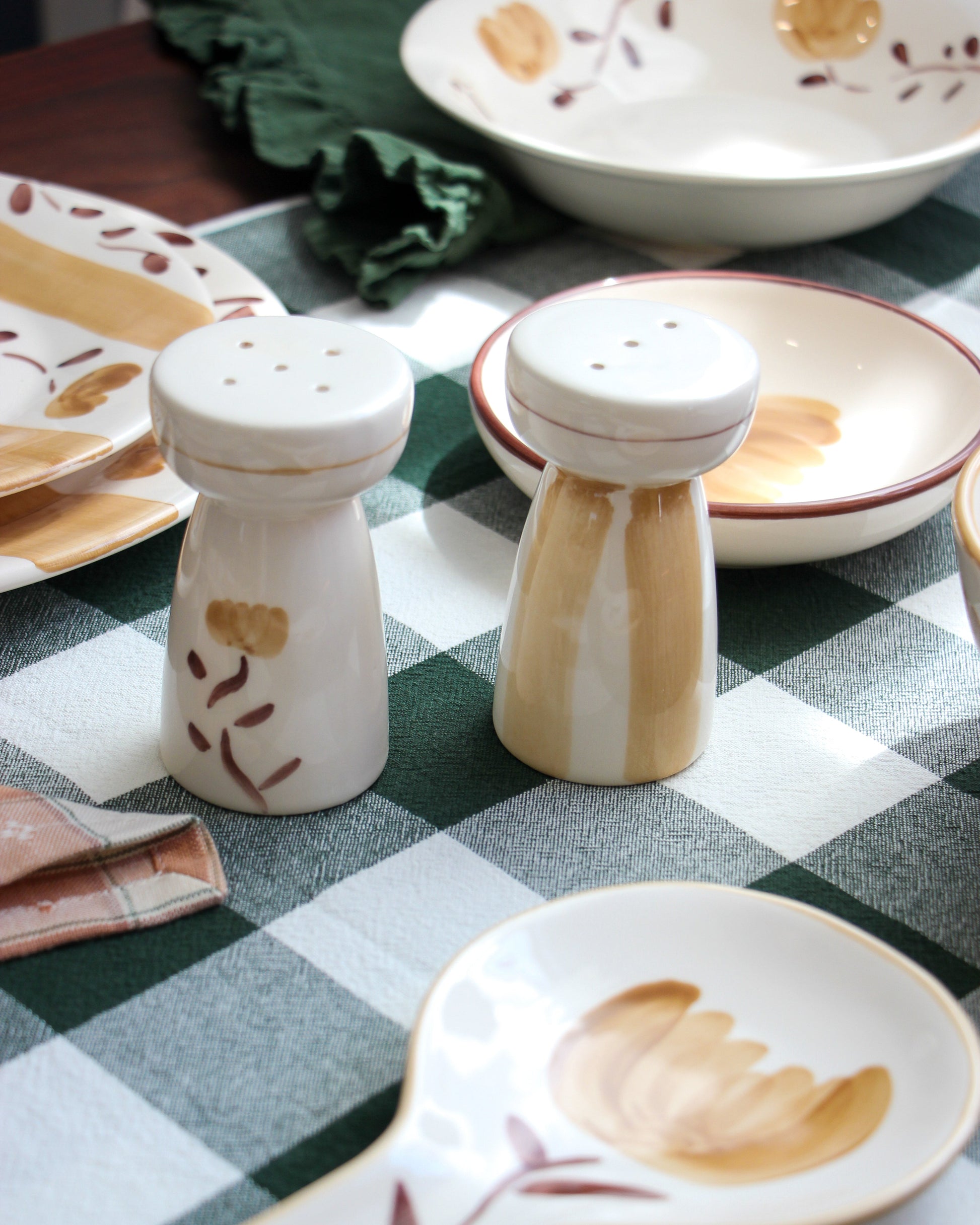 hand painted salt & pepper shaker set autumn serveware
