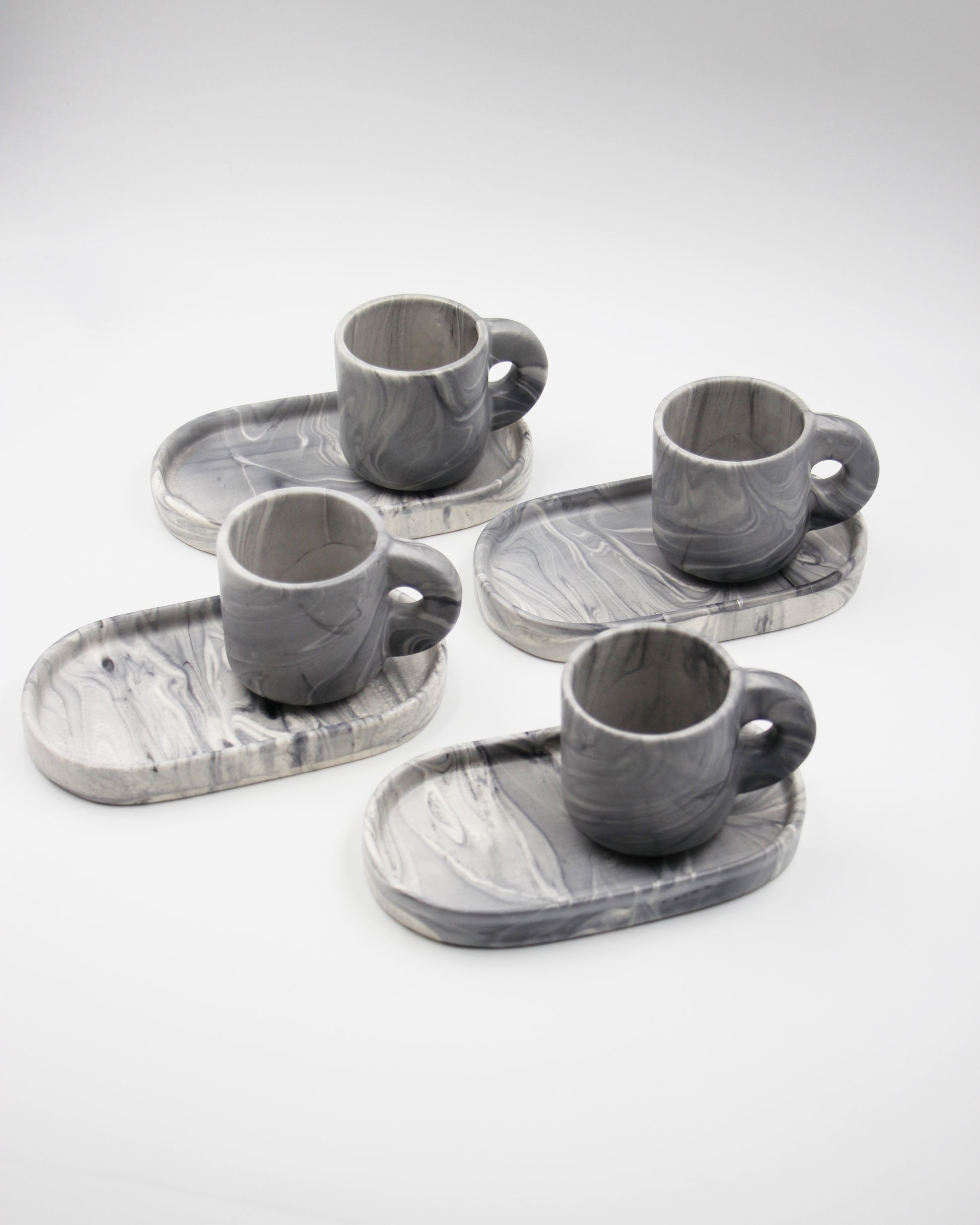 set of 4 mugs and Trays ceramic Marble Black